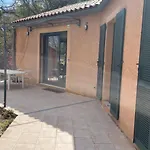 Salagou - Vue Sur Le - 34800 - 6-8 Pers - 100m2 Hébergement de vacances *