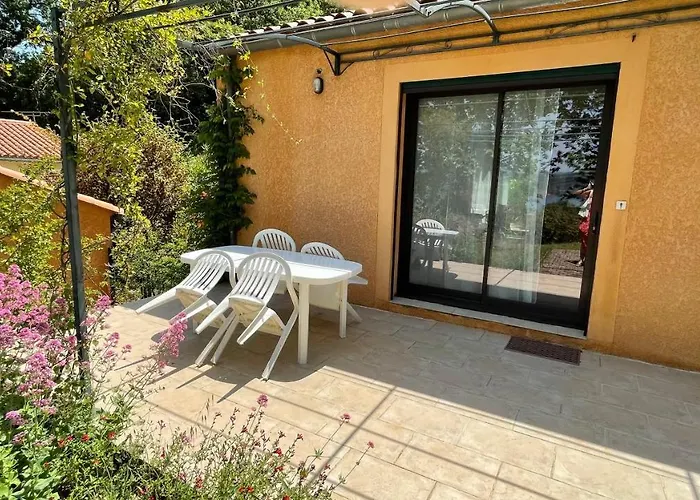 Salagou - Vue Sur Le - 34800 - 6-8 Pers - 100m2
